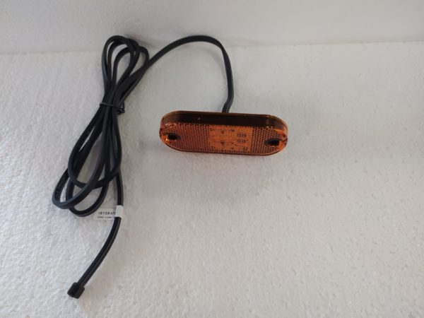 LUCE INGOMBRO LATERALE LED ARANCIO KNAUS - immagine 2