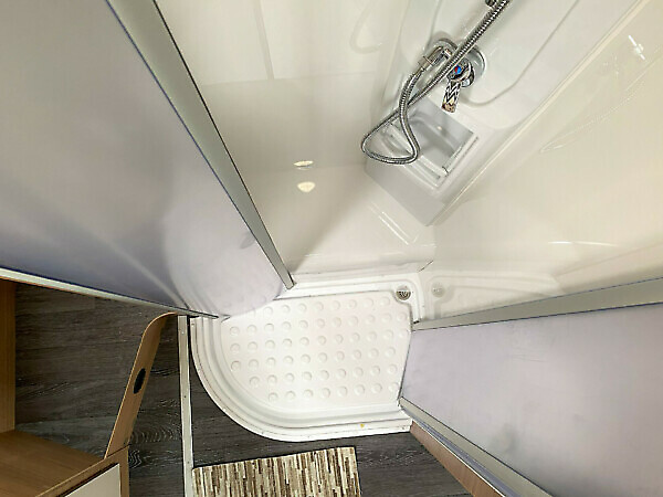 Knaus L!VE WAVE 650 MX