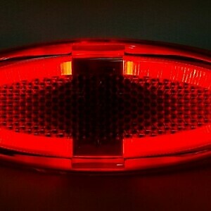 LUCE INGOMBRO POSTERIORE GUIDA LUCE ROSSA